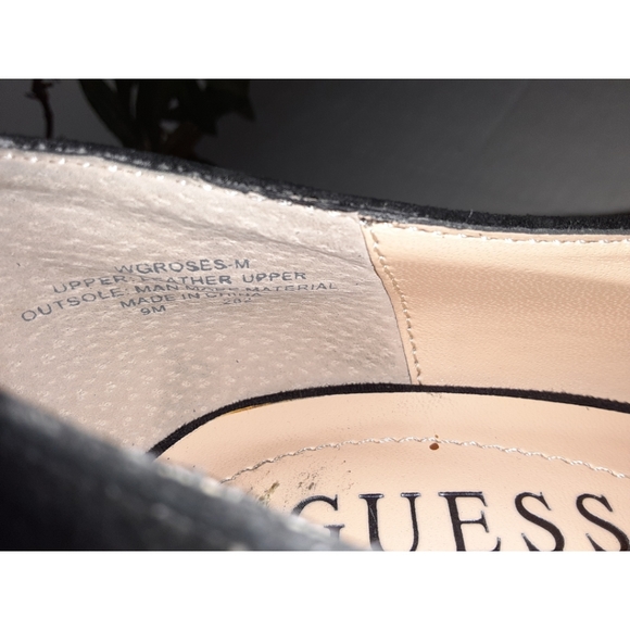 Guess Roses Black Suede Mary Jane Heels - Picture 14 of 16